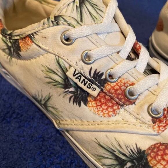Vans Women's 6.5 Pineapple Print Lace Up Skater Tennis Shoe Sneakers - Picture 6 of 10
